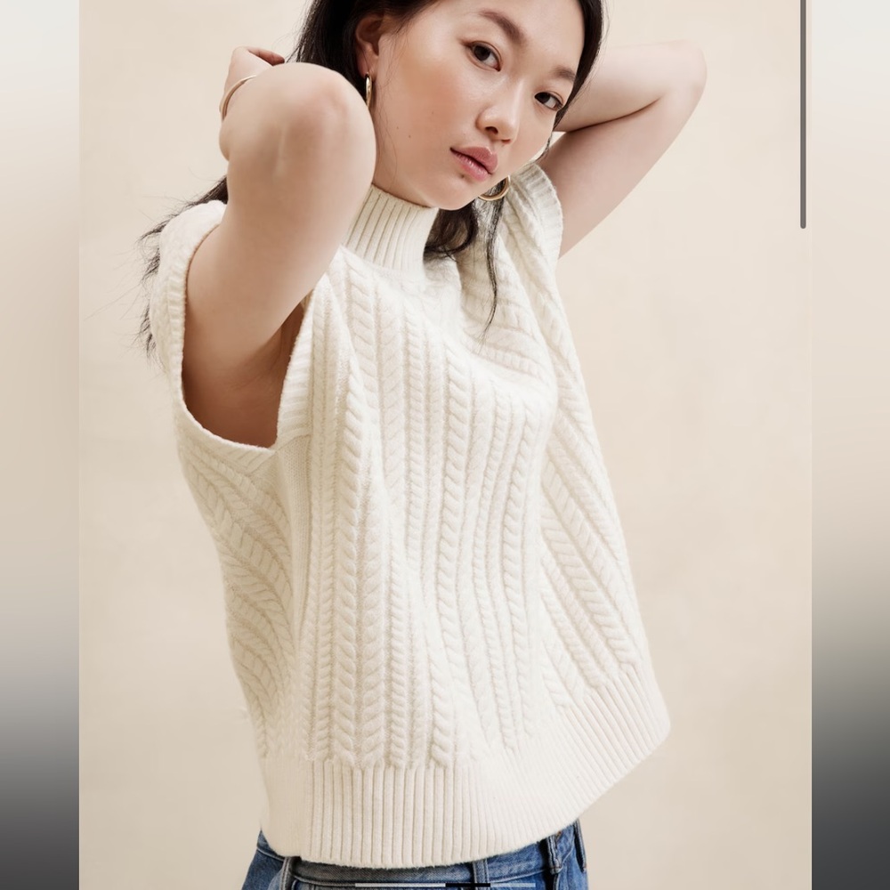 Banana Republic Sweater Vest (NWT)
